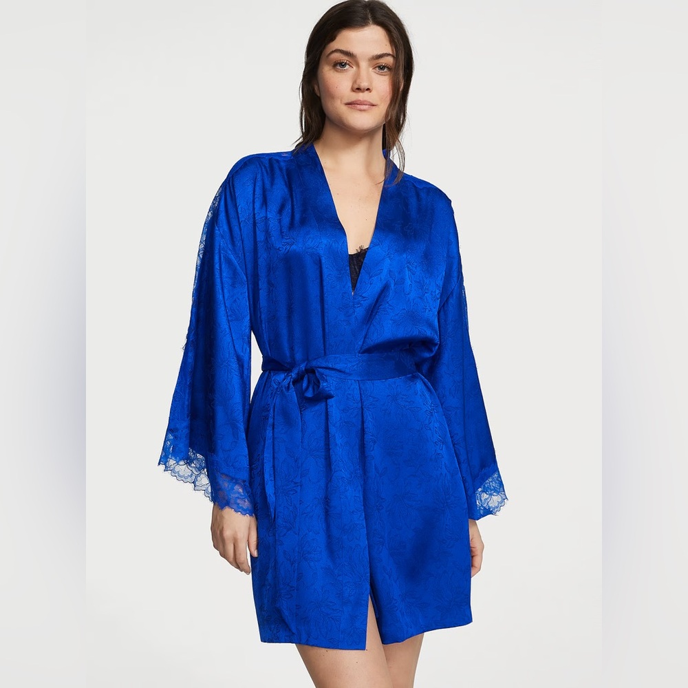 VICTORIA'S SECRET | Luxe Satin Jacquard Lace Inset Robe Size XS